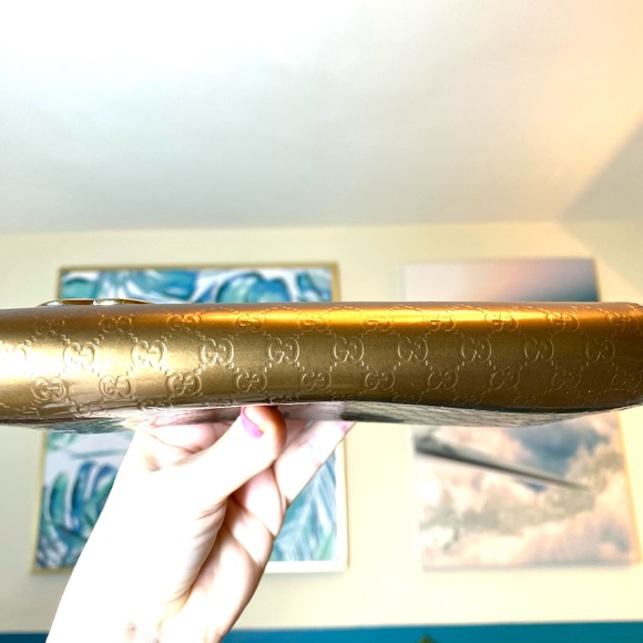 LAST CHANCE!🎉Gucci Metallic Long Patent Leather Wallet Gold Heart - Picture 5 of 8